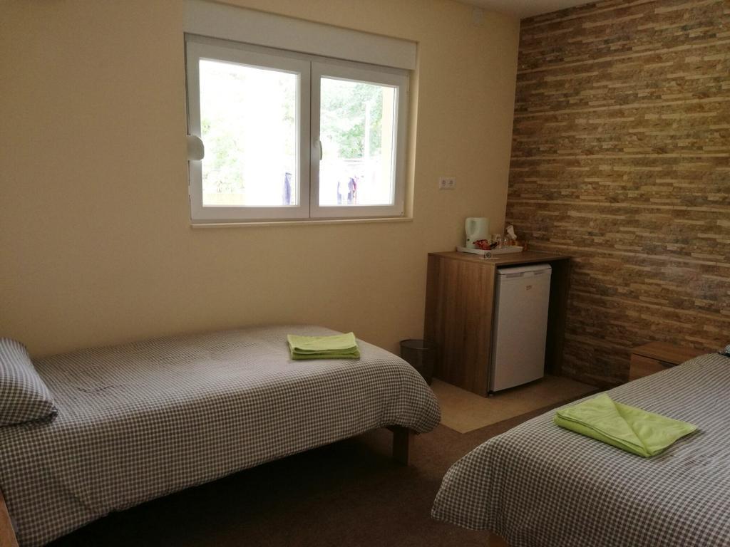 Riverside Guesthouse Pocitelj Экстерьер фото